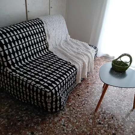 άνετος, ήσυχος και φιλόξενος χώρος της κορίνας 1ο 아파트 *